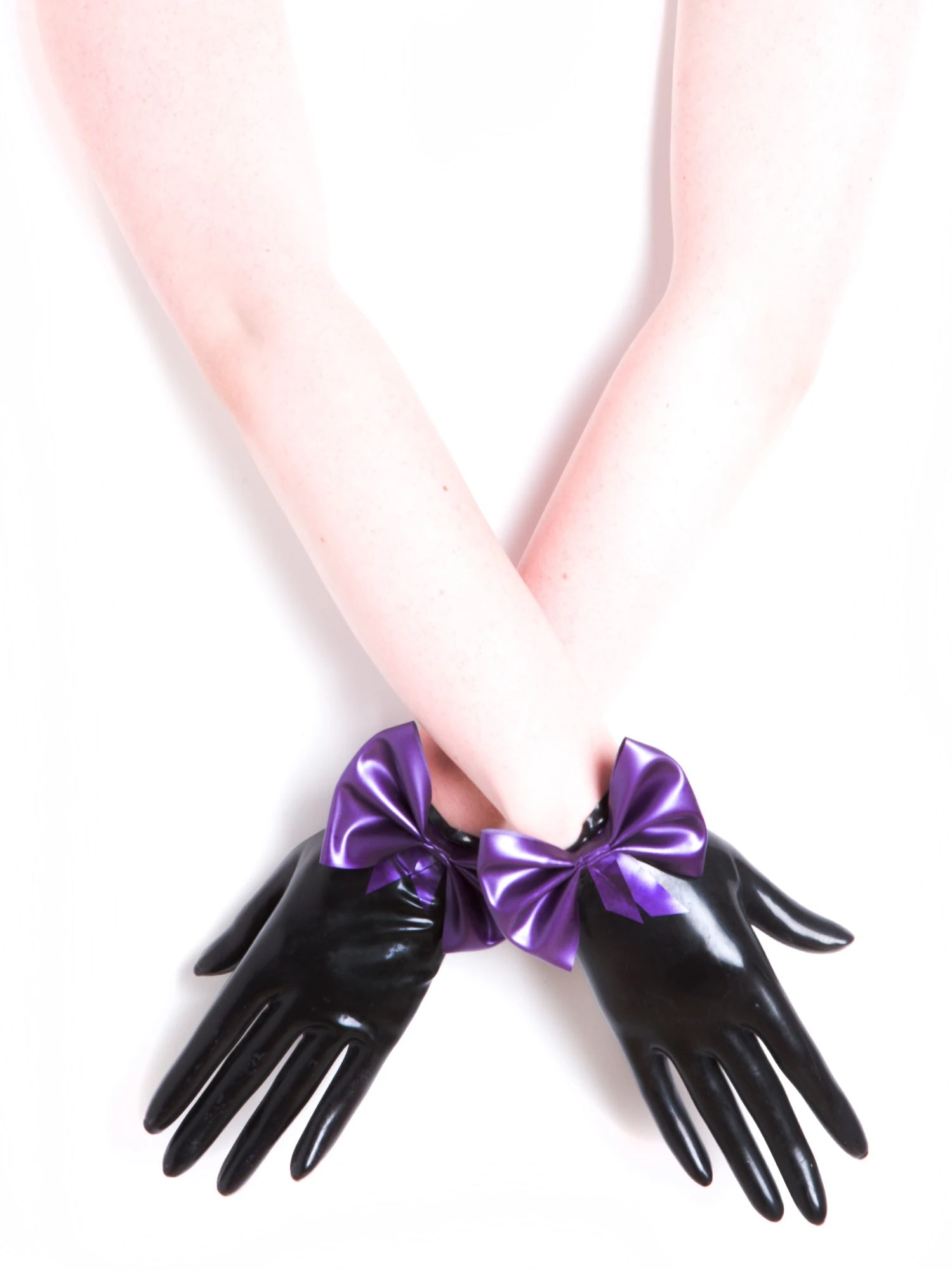 Bow Black & Fuschia Freya Gloves - Image 6