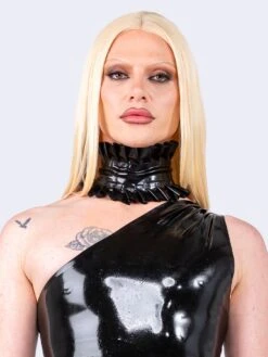 Regent Frilled Neck Band By Bonyx